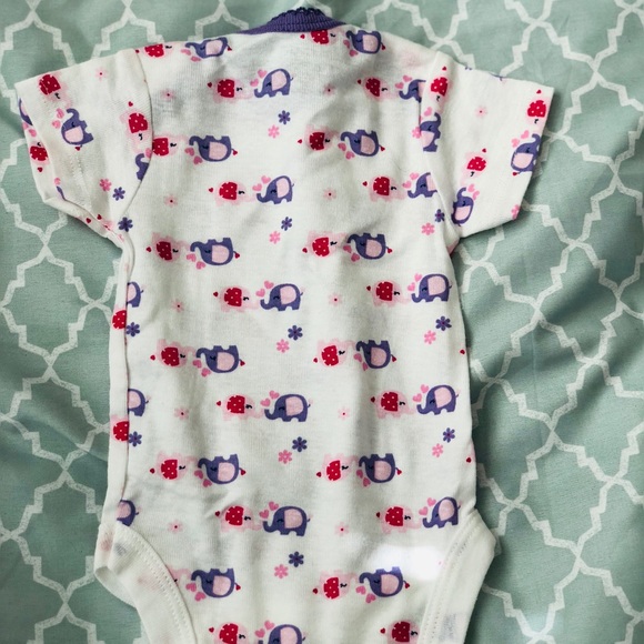 Onsie - Picture 5 of 6